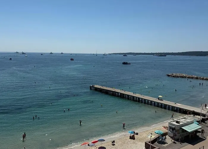 Palm Amazing View * カンヌ